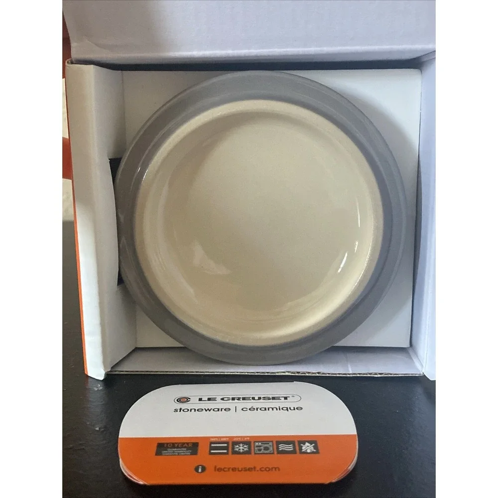 Le Creuset Stoneware Mini Round Cocotte - 8oz -‎ Flint Gray - Brand New